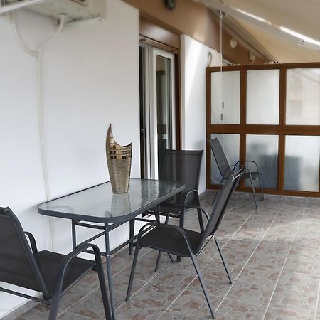 Apartament Gazi Penthouse Ateny Zewnętrze zdjęcie